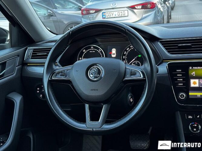 Skoda Superb 41 interauto-car
