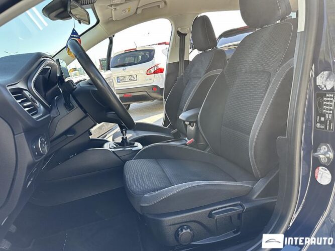 Ford Focus 36 interauto-car