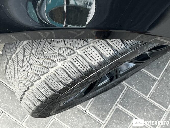 BMW 525 46 interauto-car