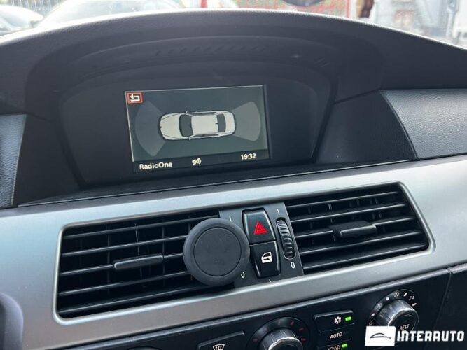 BMW 525 37 interauto-car