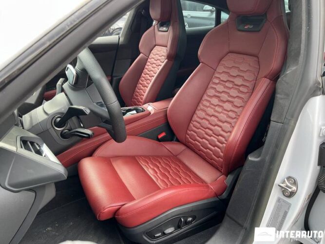 Audi RS E-tron GT 38 interauto-car