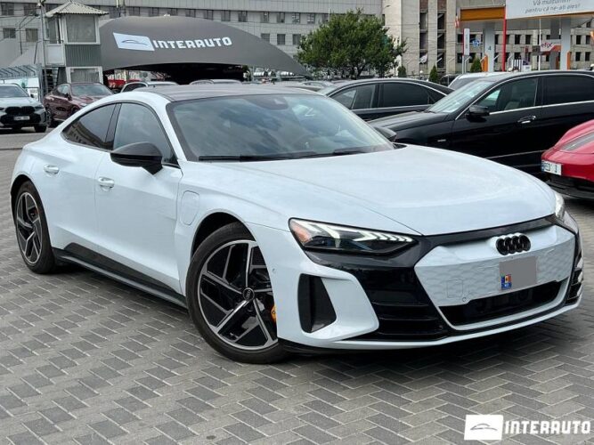 Audi RS E-tron GT 35 interauto-car