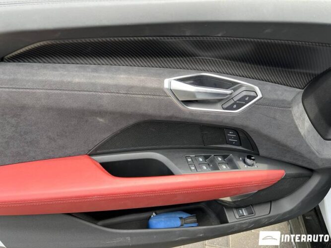 Audi RS E-tron GT 37 interauto-car