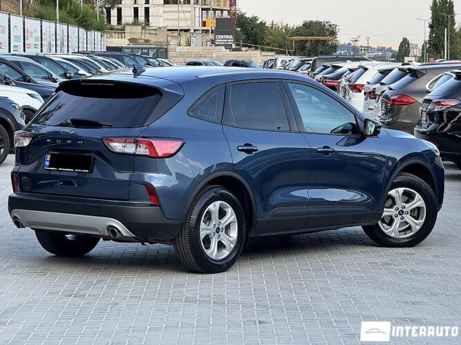 Ford Kuga 33 interauto-car