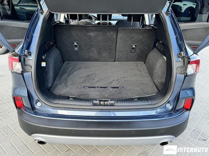 Ford Kuga 49 interauto-car