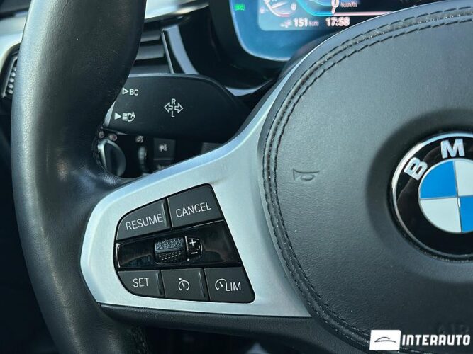 BMW 530e 39 interauto-car