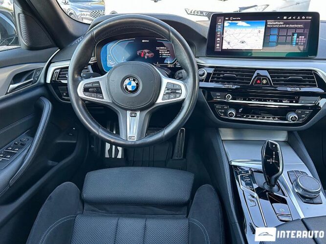 BMW 530e 37 interauto-car