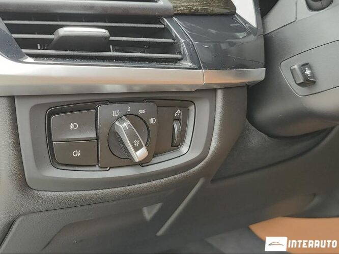 BMW X5 2.5D 43 interauto-car