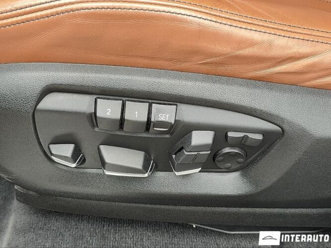 BMW X5 2.5D 45 interauto-car