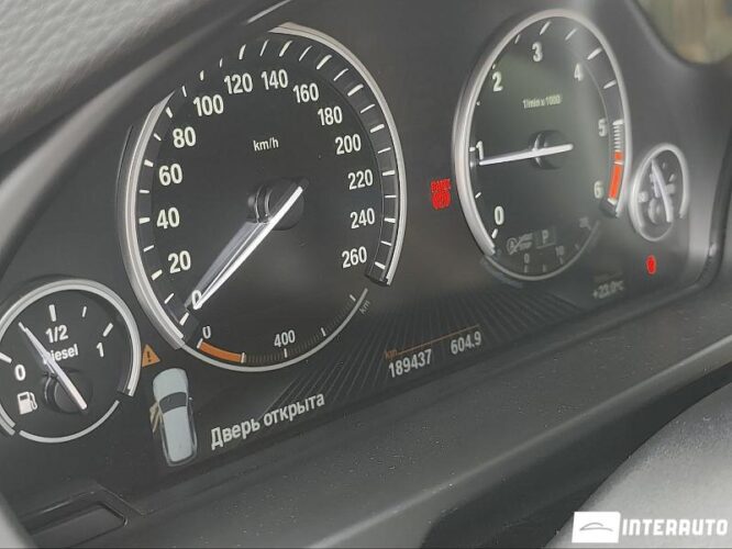 BMW X5 2.5D 40 interauto-car