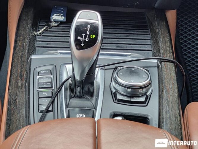BMW X5 2.5D 42 interauto-car