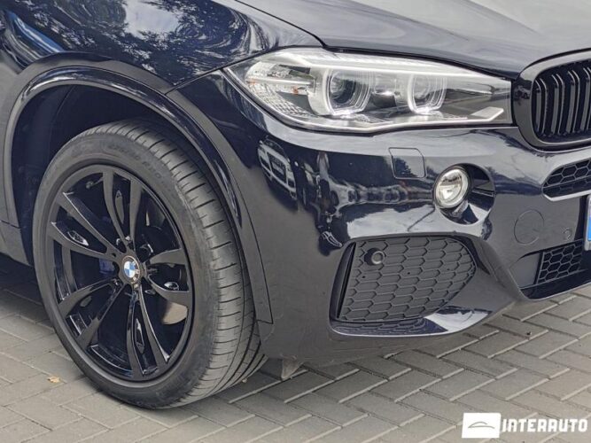 BMW X5 2.5D 33 interauto-car