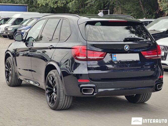 BMW X5 2.5D 32 interauto-car