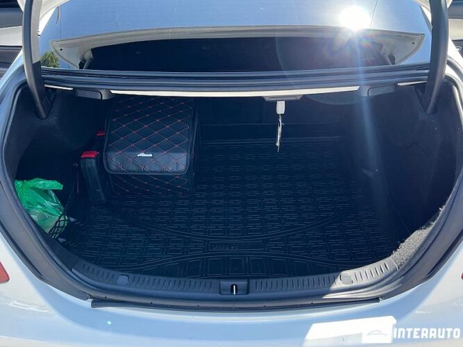 Mercedes E 220 47 interauto-car