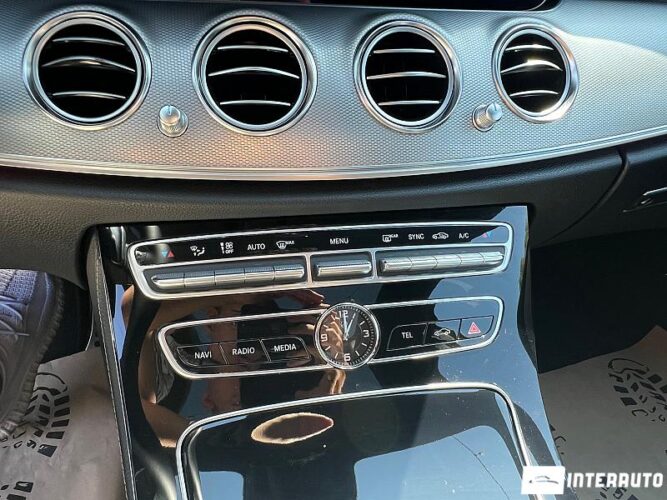 Mercedes E 220 43 interauto-car