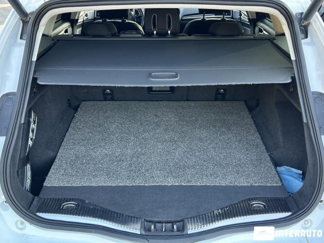 Ford Mondeo 50 interauto-car