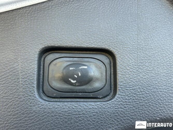 Ford Mondeo 51 interauto-car