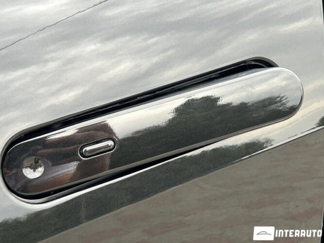 Toyota C-HR 34 interauto-car