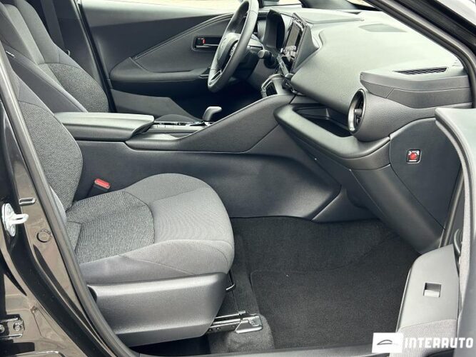 Toyota C-HR 45 interauto-car