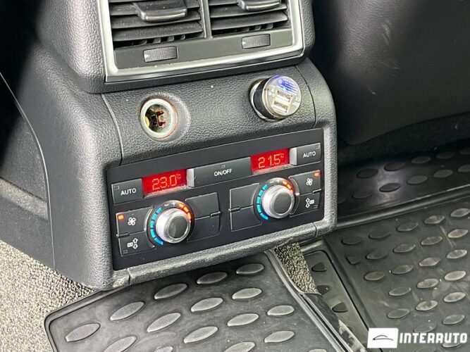 Audi Q7 46 interauto-car