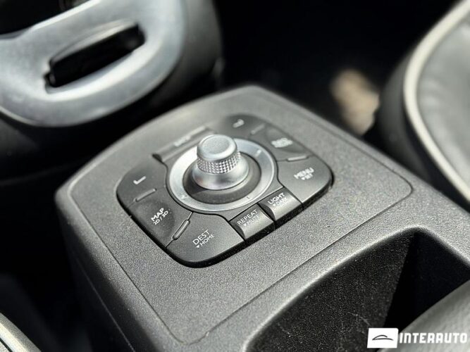 Renault Scenic 47 interauto-car