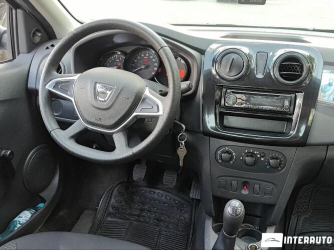 Dacia Logan 32 interauto-car