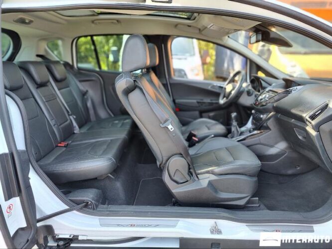 Ford B-MAX 39 interauto-car