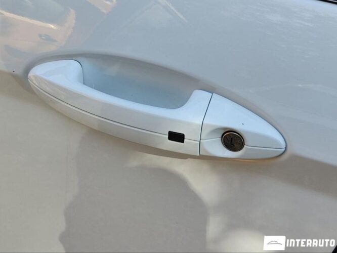 Ford B-MAX 47 interauto-car