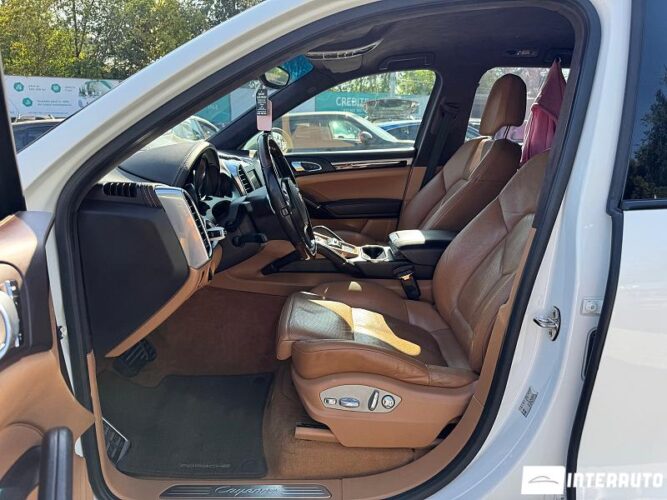 Porsche Cayenne 32 interauto-car