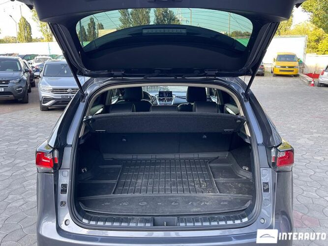 Lexus NX 300H 35 interauto-car