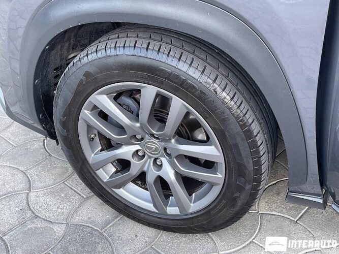 Lexus NX 300H 34 interauto-car