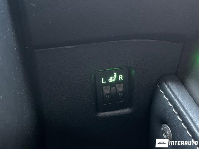 Lexus NX 300H 42 interauto-car