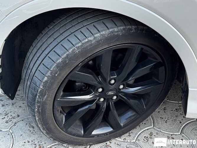 Ford Kuga 52 interauto-car