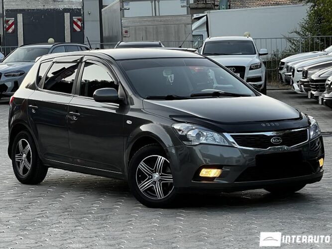 Kia Ceed 2010 doar la InterAuto