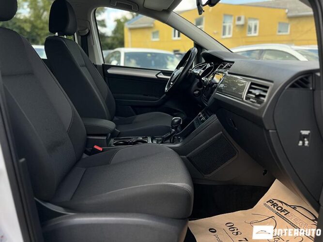 Volkswagen Touran 47 interauto-car