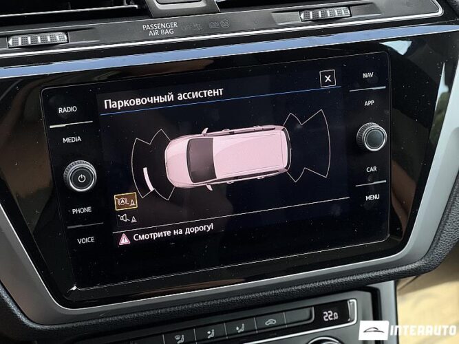 Volkswagen Touran 41 interauto-car