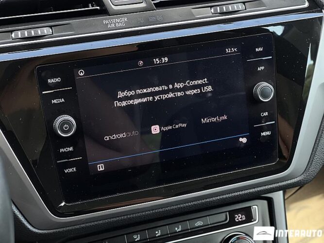 Volkswagen Touran 40 interauto-car