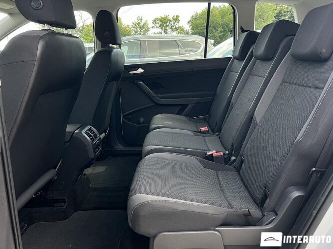 Volkswagen Touran 44 interauto-car