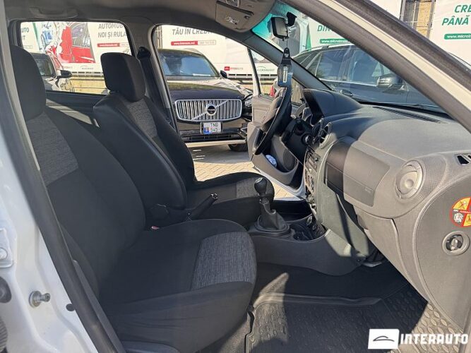 Dacia Duster 41 interauto-car