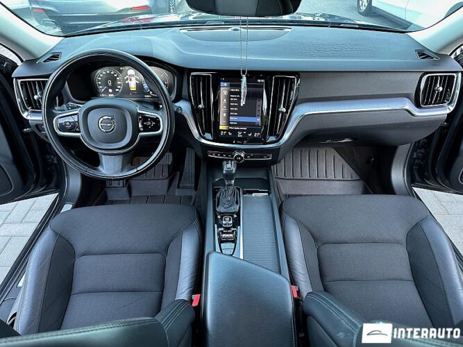 Volvo V 60 43 interauto-car