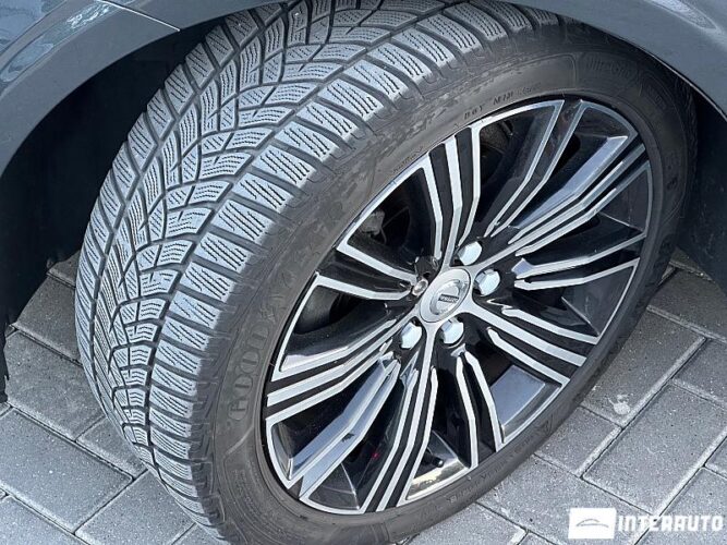 Volvo V 60 57 interauto-car