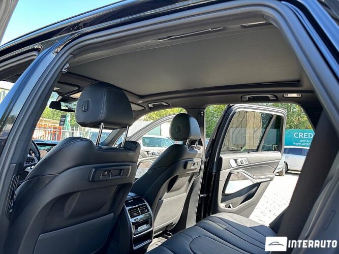 BMW X5 4.0i 42 interauto-car