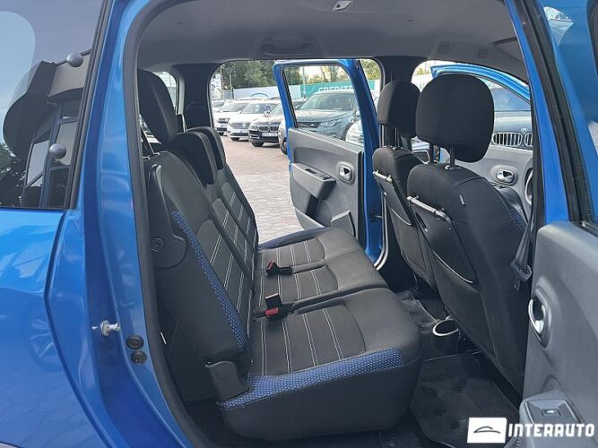 Dacia Lodgy Stepway 44 interauto-car