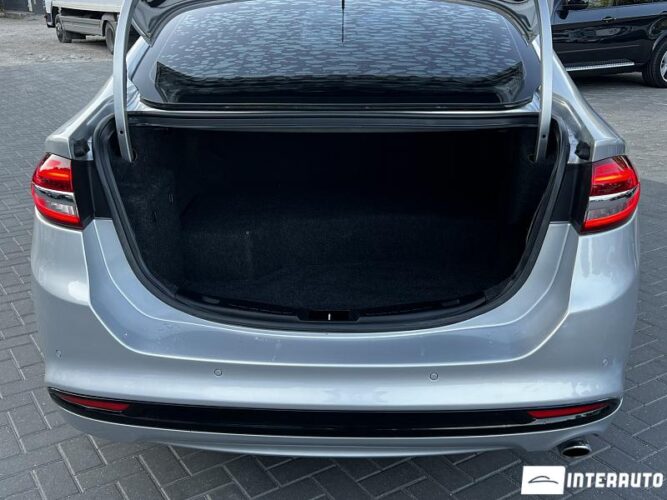 Ford Fusion 49 interauto-car