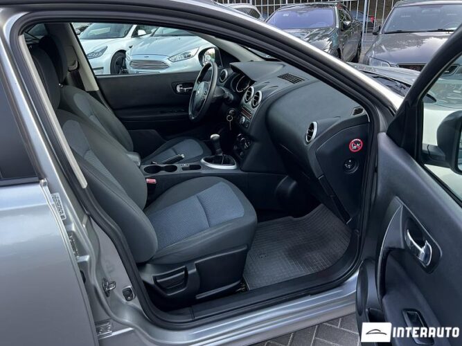 Nissan Qashqai 34 interauto-car