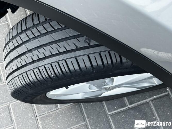 Nissan Qashqai 43 interauto-car