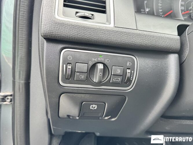 Volvo XC 60 46 interauto-car