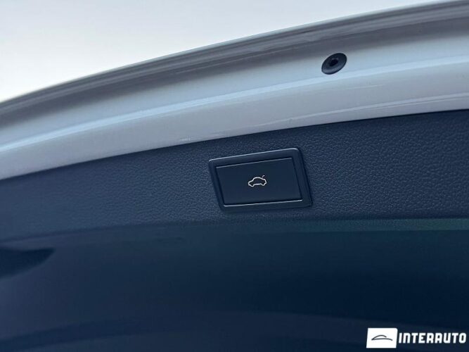 Skoda Superb 47 interauto-car