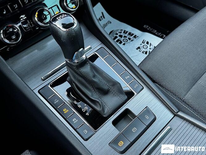 Skoda Superb 44 interauto-car