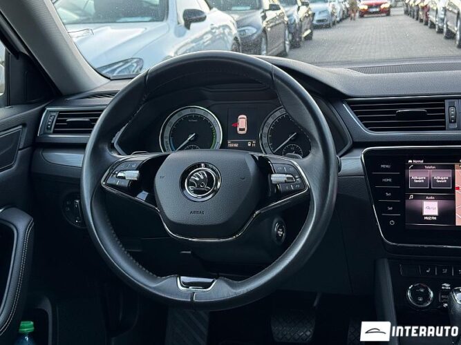 Skoda Superb 41 interauto-car